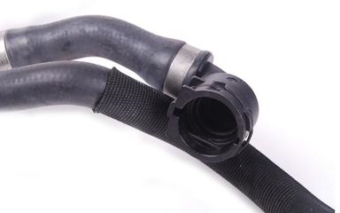 17 散热器水管 57 杰工汽配优质产品 5系 宝马 523i F10 JG 127 8404 宝马水管